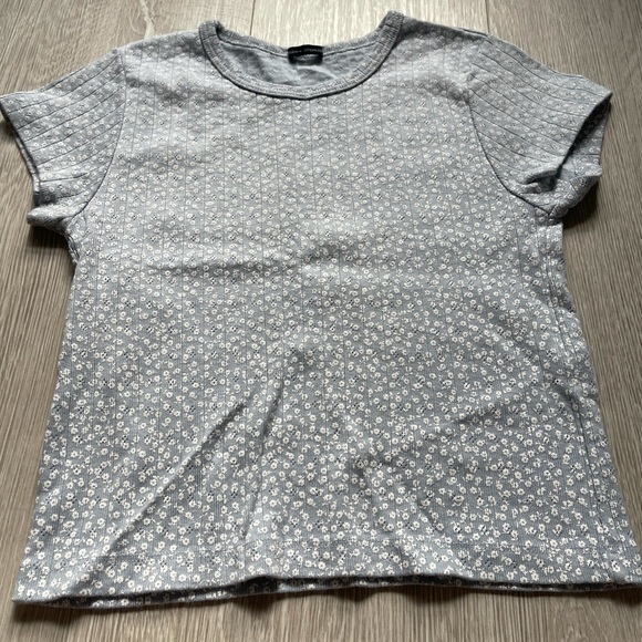 Brandy Melville Tops - White floral ashlyn top